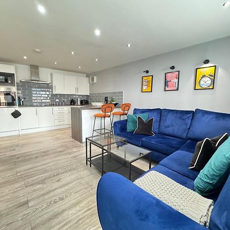 Rnm - Business Professionals Stay, Walsall City Centre, 2 Bedroom With Ensuite And Bathroom, Entire Place, Kitchen & Washroom With Amenities, Smart Tv, Easy Access, Fast Wifi, Parking Nearby, Great Transport Links والسال المظهر الخارجي الصورة