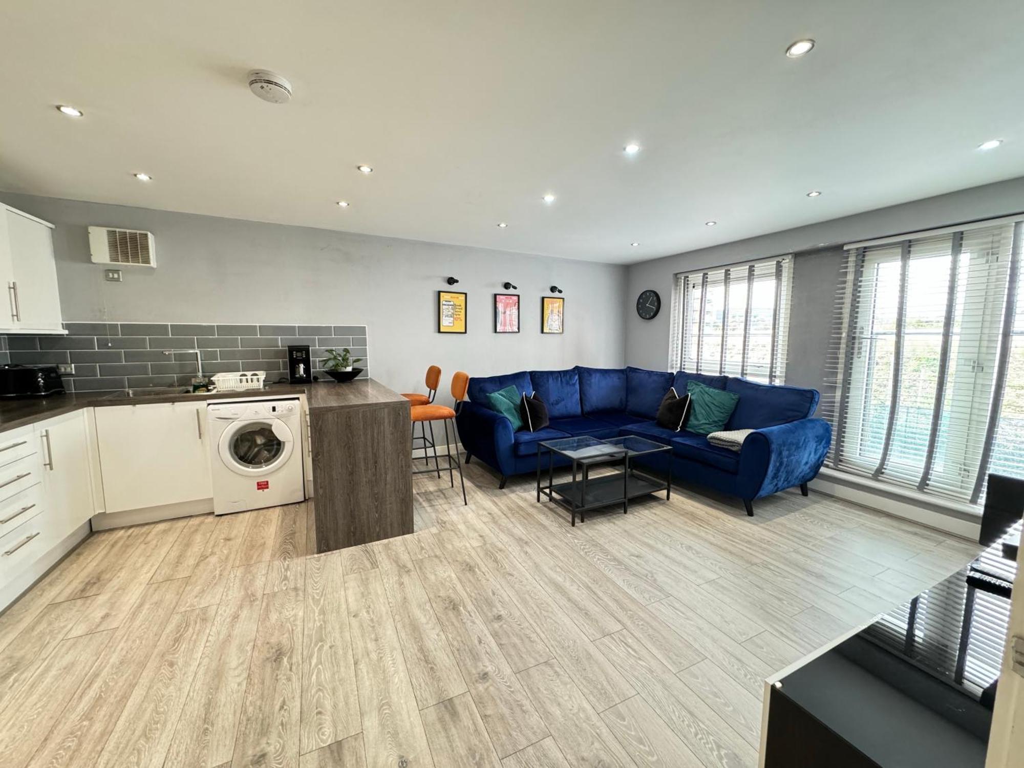 Rnm - Business Professionals Stay, Walsall City Centre, 2 Bedroom With Ensuite And Bathroom, Entire Place, Kitchen & Washroom With Amenities, Smart Tv, Easy Access, Fast Wifi, Parking Nearby, Great Transport Links والسال المظهر الخارجي الصورة